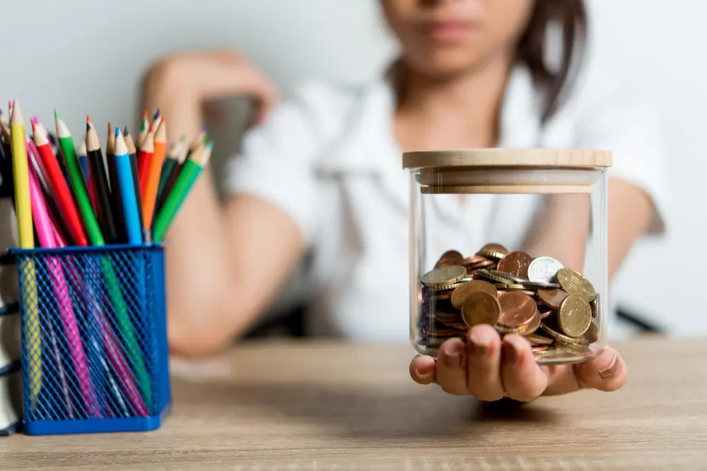 Reajuste de Mensalidades Escolares: O Que Diz a Lei e Como o Consumidor Pode Reagir